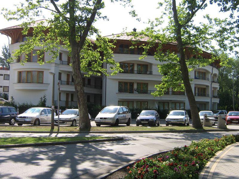 Simon Apartman Балатонлеле Екстериор снимка